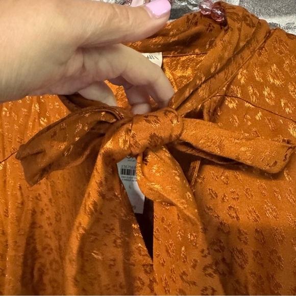 NWT LOFT Orange Satin Cheetah Print Tie Neck Long Sleeve Blouse shirt top - Picture 5 of 11